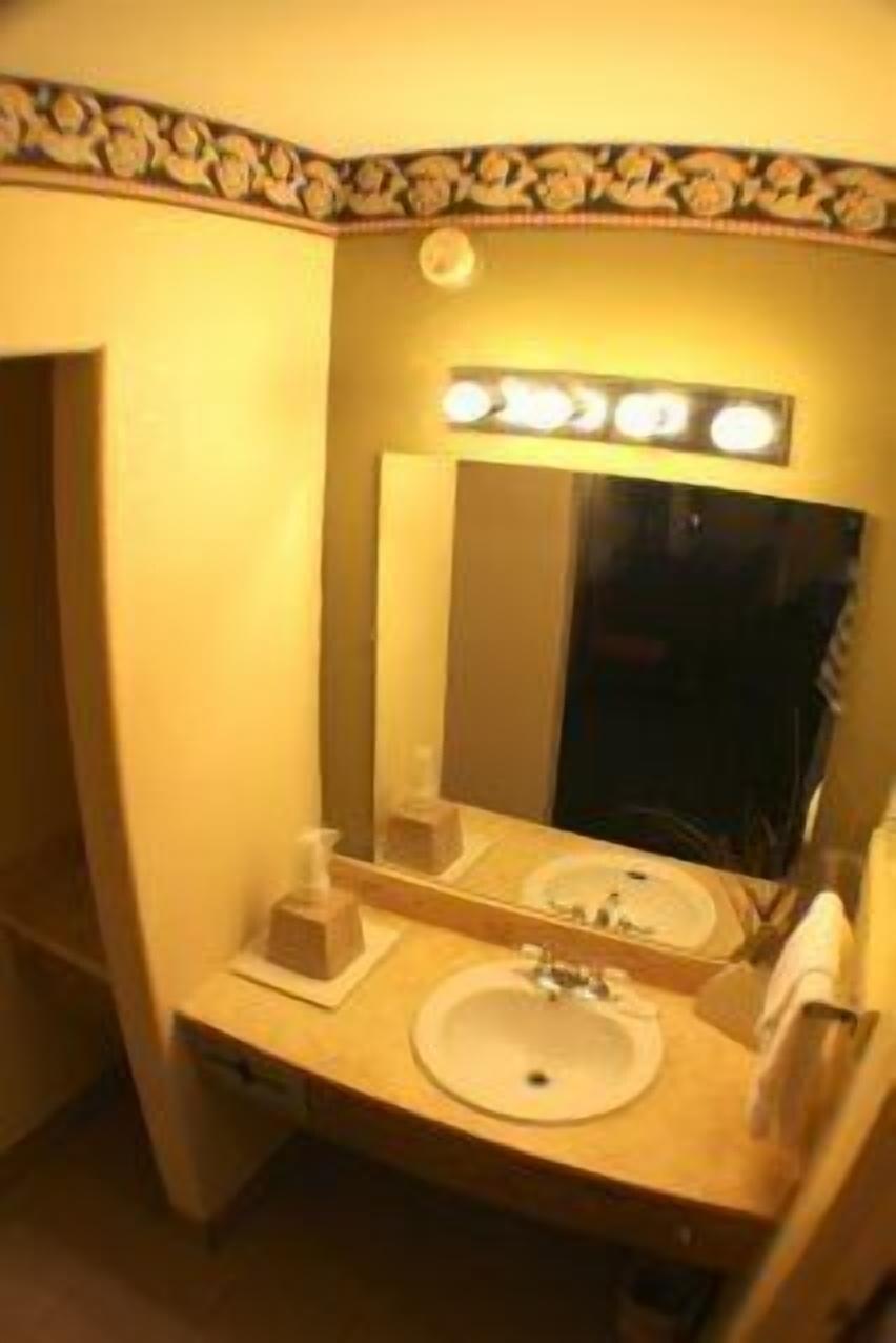 Value Inn & Suites - Harlingen Zewnętrze zdjęcie